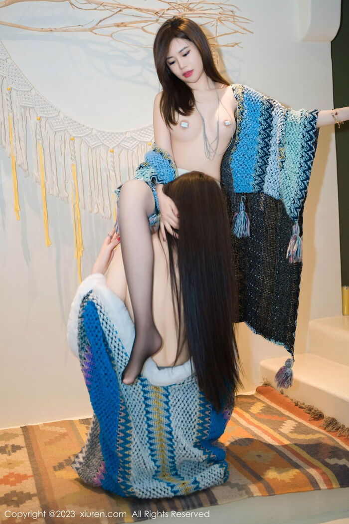 XiuRen 7393th _Goddess 绮里嘉周妍希sexual 感姐妹花彩色披风配ultrathin 黑丝完美诱惑Photo 70P 53th image