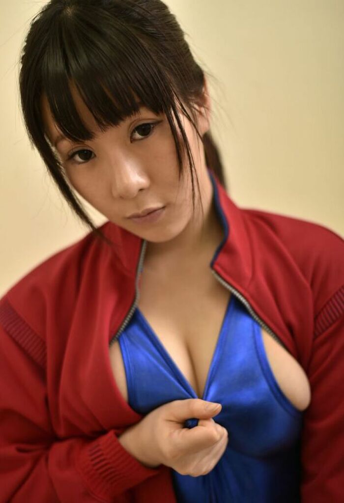 156 erotic moving images of Rina Amamiya! Summary of J cup huge breasts gravure and selfie on the verge of porori 81th image