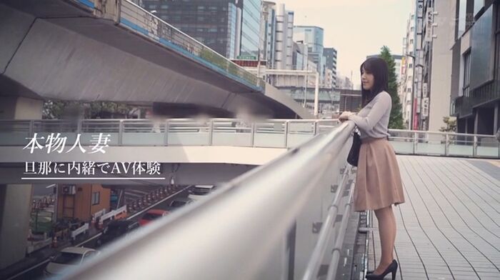 Kyoka Kitano G-cup young wife's first affair AV debut 18th image