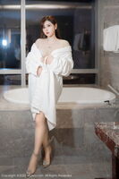 XiuRen 7450th _模特王婉悠QueenErotic White Bath袍露蓝色内衣秀丰腴身体诱惑Photo 45P