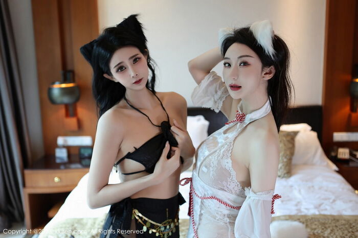 XiuRen第7455期_模特合集女神草莓mm性感姐妹花黑色内衣配开档黑丝诱惑写真90P 11th image