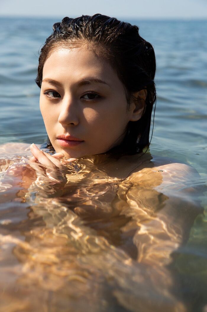 [Image] Mariya Nishiuchi (29), who stars in May 9, is too cool in a bra wwwwwwwwwww Calvin Klein's underwear is sexy and beautiful!!! 17th image
