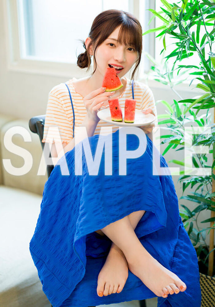 【Image】Beautiful voice actor boldly exposed in 1st photo book wwwwwwwww Honoka Kuroki, beautiful navel beautiful thighs are revealed!!! 20th image