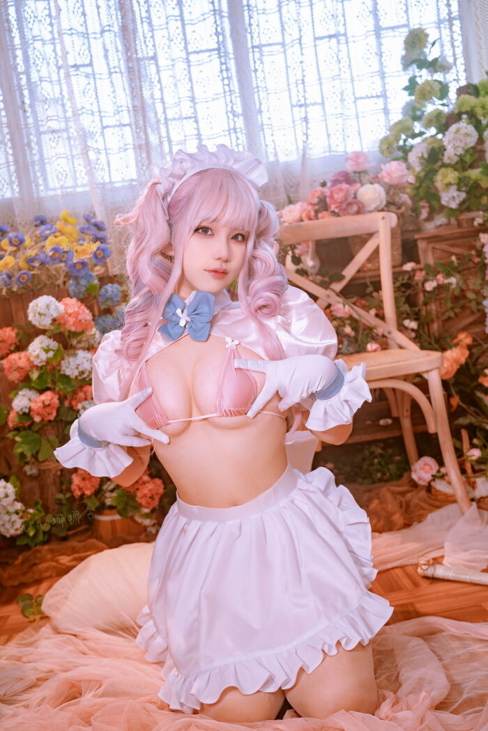 Coser Beauty 77娜娜子普利茅斯女仆主题女仆装Dew powder color inner clothing 秀丰满身Material诱惑Photo 40P 14th image