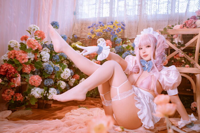 Coser Beauty 77娜娜子普利茅斯女仆主题女仆装Dew powder color inner clothing 秀丰满身Material诱惑Photo 40P 21th image