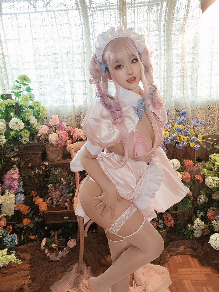 Coser Beauty 77娜娜子普利茅斯女仆主题女仆装Dew powder color inner clothing 秀丰满身Material诱惑Photo 40P 32th image