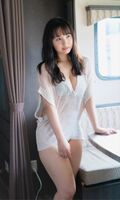 Hongo Yuzuha 本郷柚巴