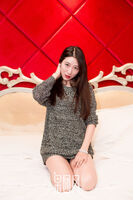 [GIRLT果团网] NO.138_ Female Model Yoki Residence House Floor Undressing Dew Sensusion Dark Color Inner Clothing Hideo Breast Stirring Person Photography 45P