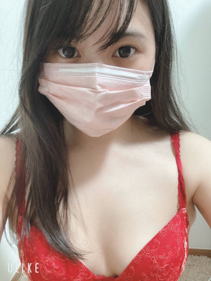 Little erotic selfie image of girls hiding only their faces with masks 7th image