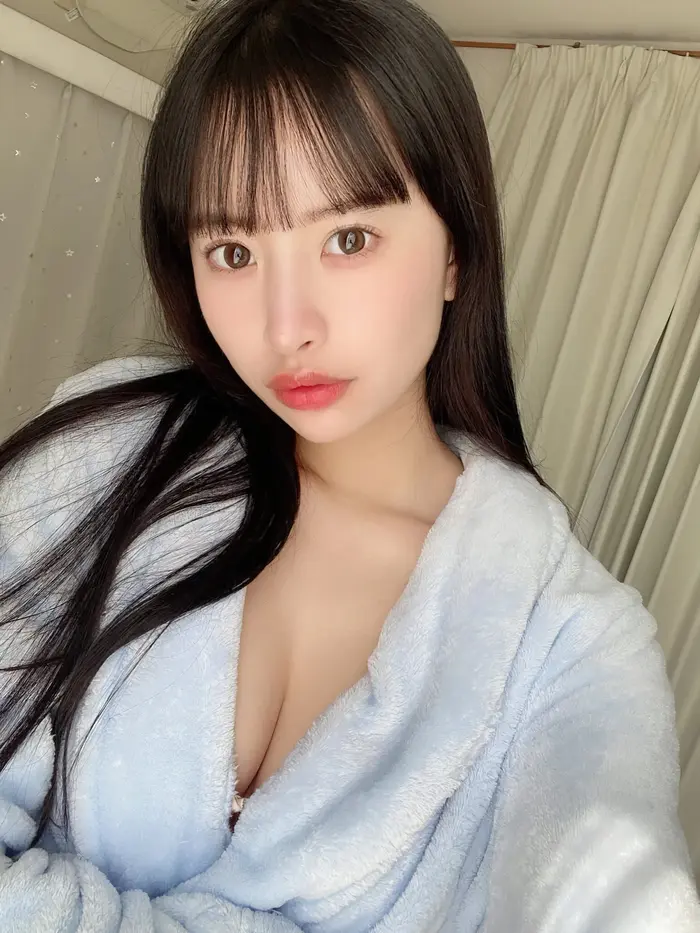 [137 high-quality erotic images of Rarumu Fujikawa] Slender swimsuit underwear gravure of a leg-long leg quarter beauty who has half of her body as her legs 11th image