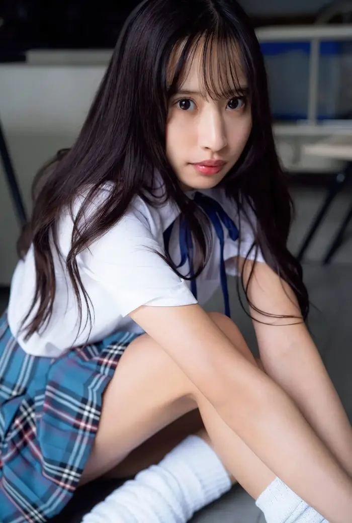 [137 high-quality erotic images of Rarumu Fujikawa] Slender swimsuit underwear gravure of a leg-long leg quarter beauty who has half of her body as her legs 20th image
