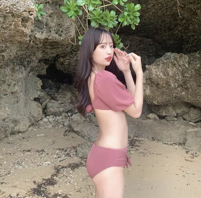 [137 high-quality erotic images of Rarumu Fujikawa] Slender swimsuit underwear gravure of a leg-long leg quarter beauty who has half of her body as her legs 53th image