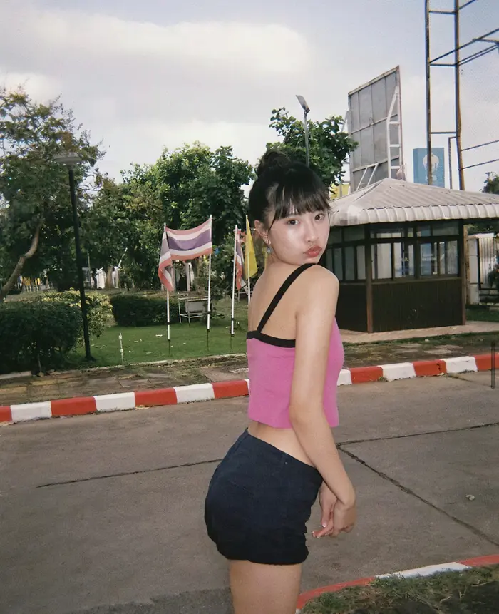 [137 high-quality erotic images of Rarumu Fujikawa] Slender swimsuit underwear gravure of a leg-long leg quarter beauty who has half of her body as her legs 61th image