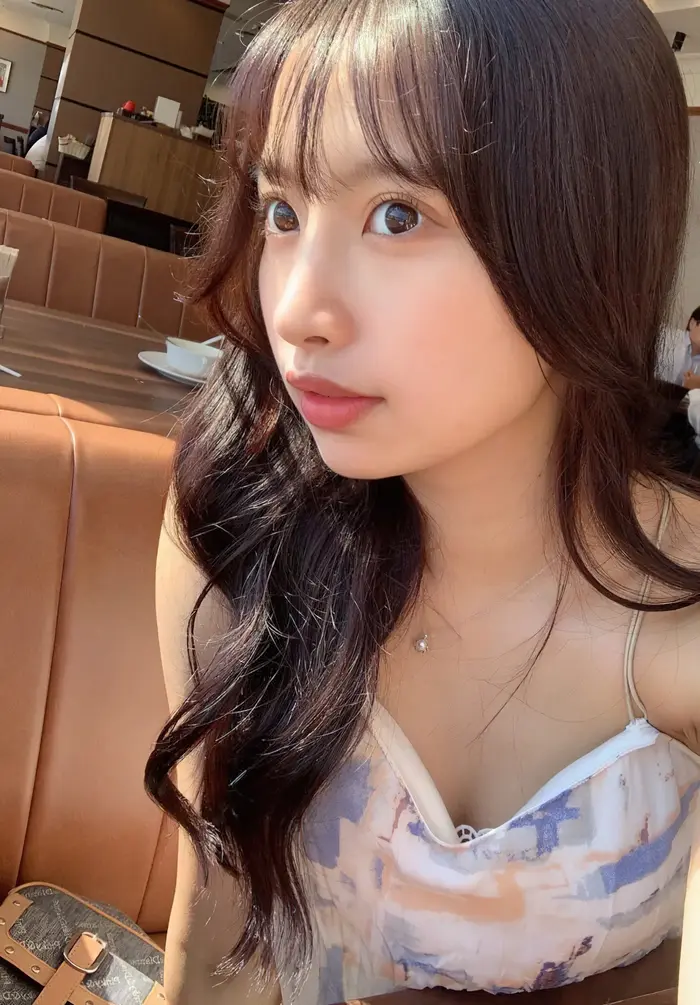[137 high-quality erotic images of Rarumu Fujikawa] Slender swimsuit underwear gravure of a leg-long leg quarter beauty who has half of her body as her legs 68th image
