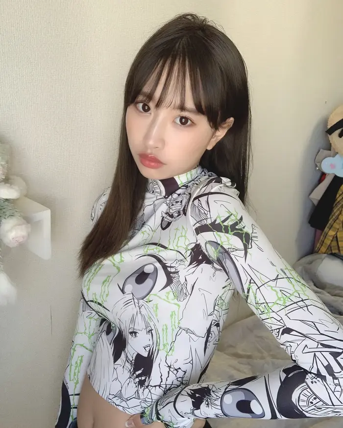 [137 high-quality erotic images of Rarumu Fujikawa] Slender swimsuit underwear gravure of a leg-long leg quarter beauty who has half of her body as her legs 69th image