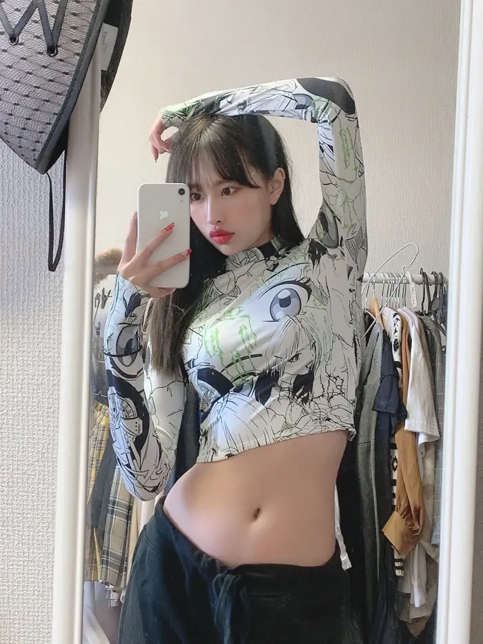 [137 high-quality erotic images of Rarumu Fujikawa] Slender swimsuit underwear gravure of a leg-long leg quarter beauty who has half of her body as her legs 70th image