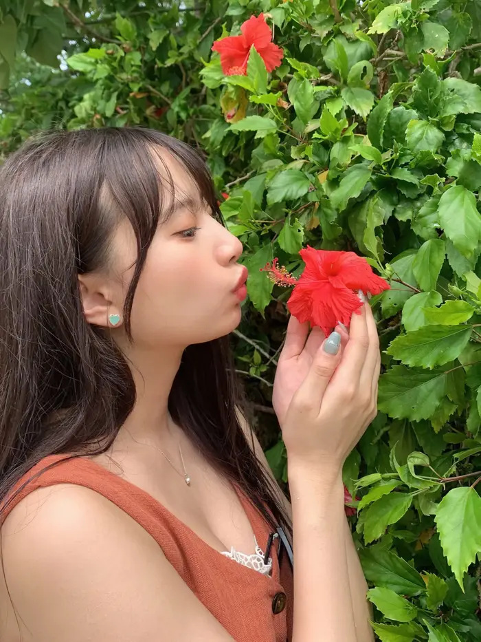 [137 high-quality erotic images of Rarumu Fujikawa] Slender swimsuit underwear gravure of a leg-long leg quarter beauty who has half of her body as her legs 82th image