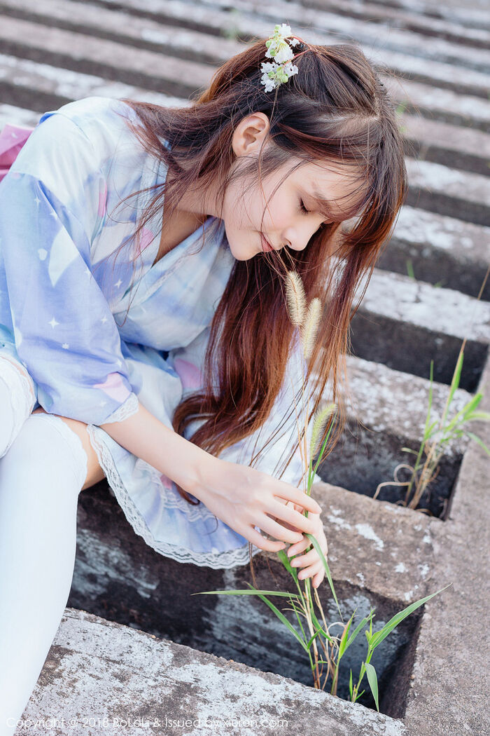[Tukmo兔几盟] Vol.118_嫩模夏美酱户外日系百花裙配白丝袜清新迷人写真61P 28th image