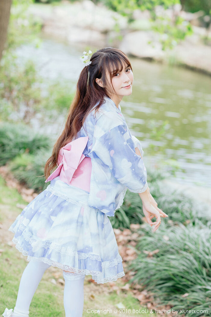 [Tukmo兔几盟] Vol.118_嫩模夏美酱户外日系百花裙配白丝袜清新迷人写真61P 8th image