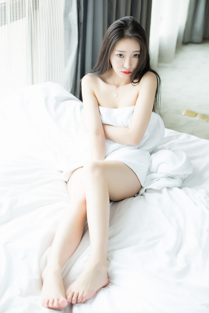 [Taste] Vol.012_嫩模张槑槑皮卡丘上衣下的饱满双乳性感小内裤写真50P 33th image