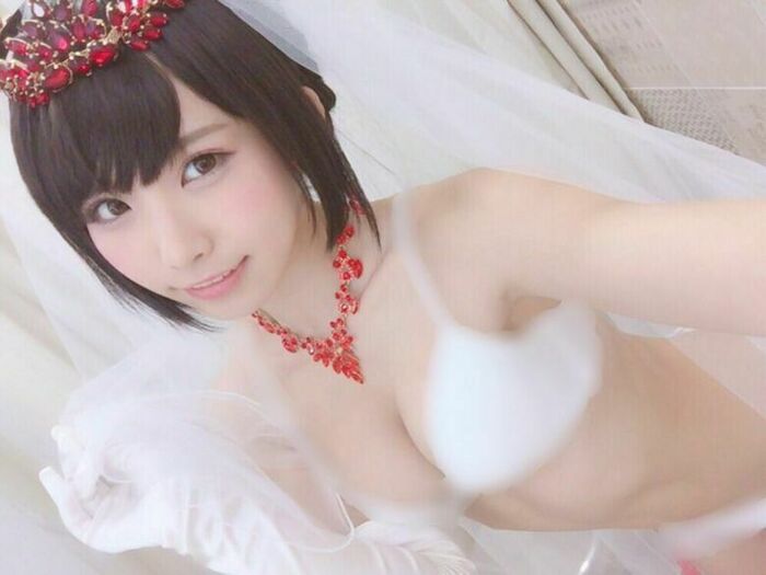 Enako 875 erotic moving images! Semi-nude big and nipple potch treasure gravure cosplay photo book is sexy and comes off! 9th image