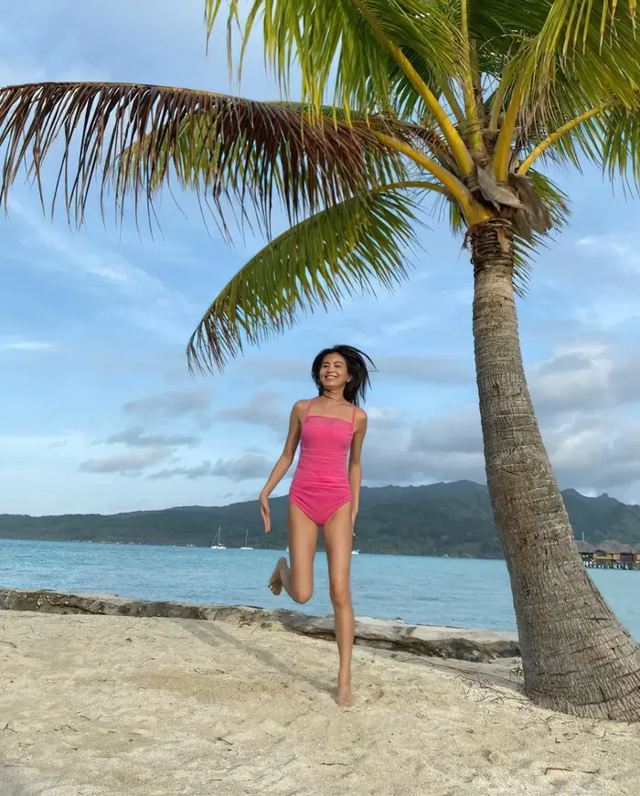 [68 high-quality erotic images of Mikiko Yano] Semi-nude swimsuit gravure of former gal model 28th image