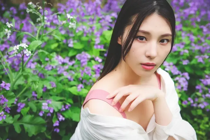 [143 high-quality erotic images of Iori Sagara] Former Nogizaka member's semi-nude swimsuit gravure 100th image