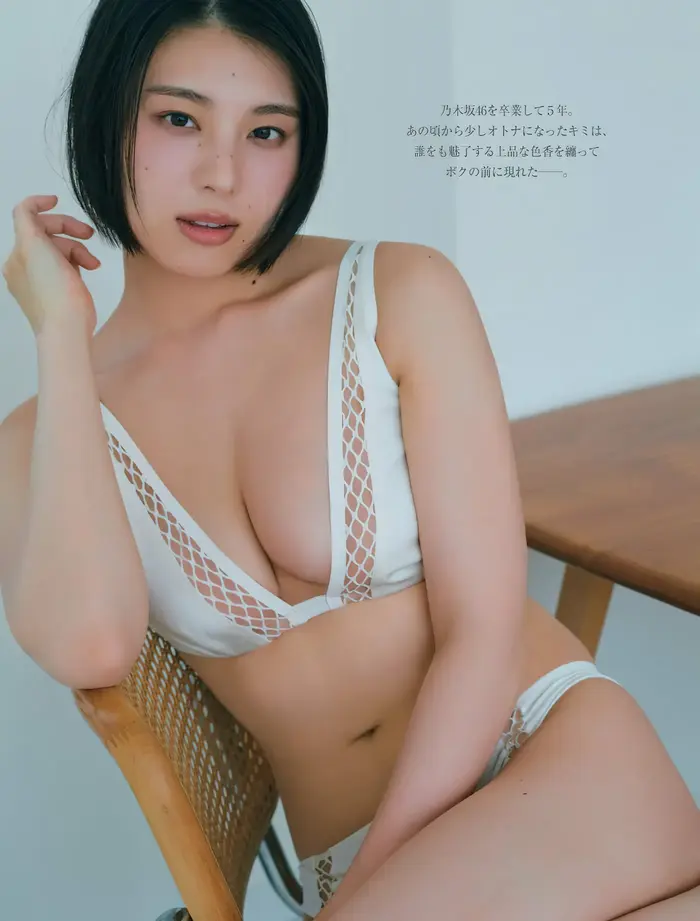 [143 high-quality erotic images of Iori Sagara] Former Nogizaka member's semi-nude swimsuit gravure 13th image