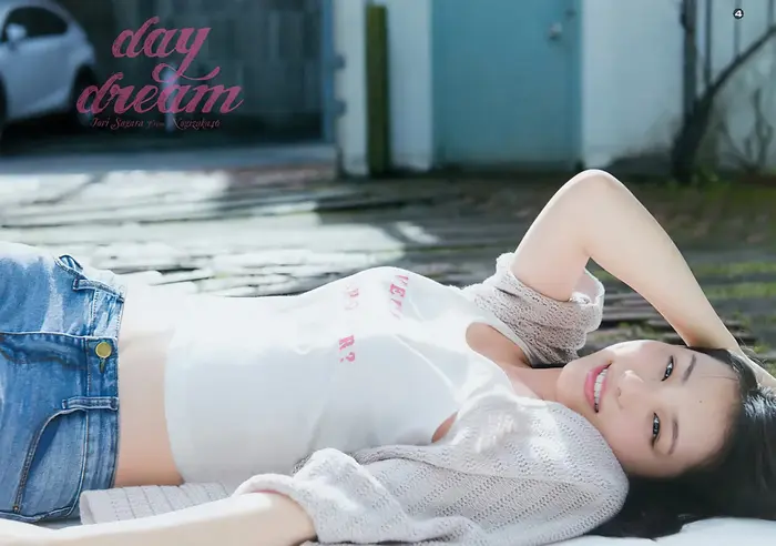 [143 high-quality erotic images of Iori Sagara] Former Nogizaka member's semi-nude swimsuit gravure 90th image