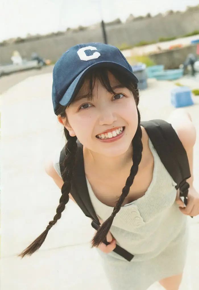 [230 high-quality erotic images of Shiori Kubo] Nogizaka's undressing swimsuit gravure off-shot 17th image
