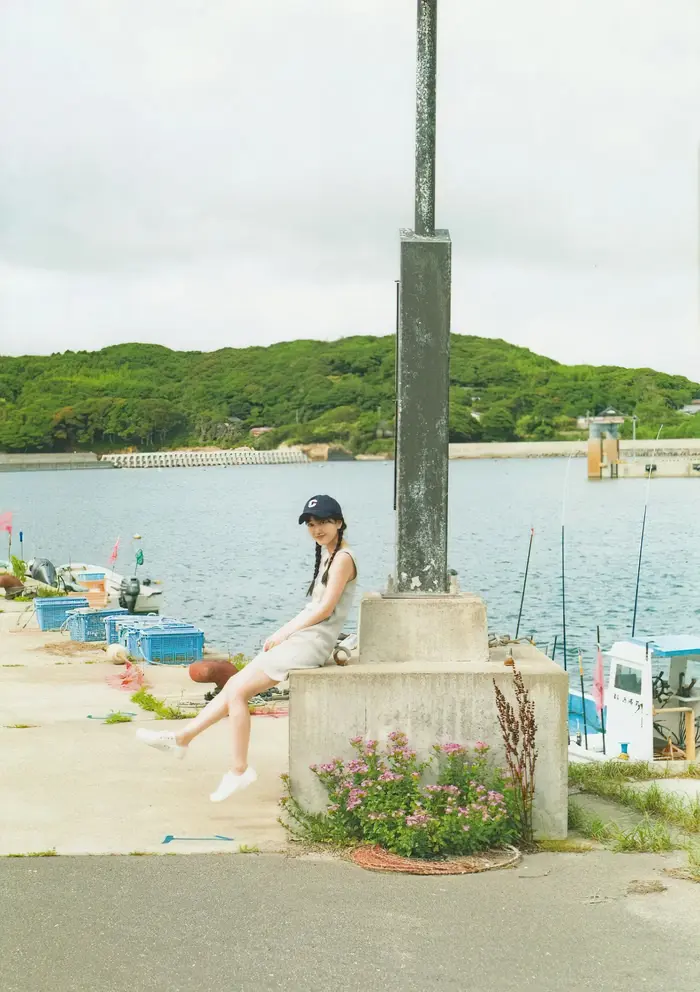 [230 high-quality erotic images of Shiori Kubo] Nogizaka's undressing swimsuit gravure off-shot 18th image