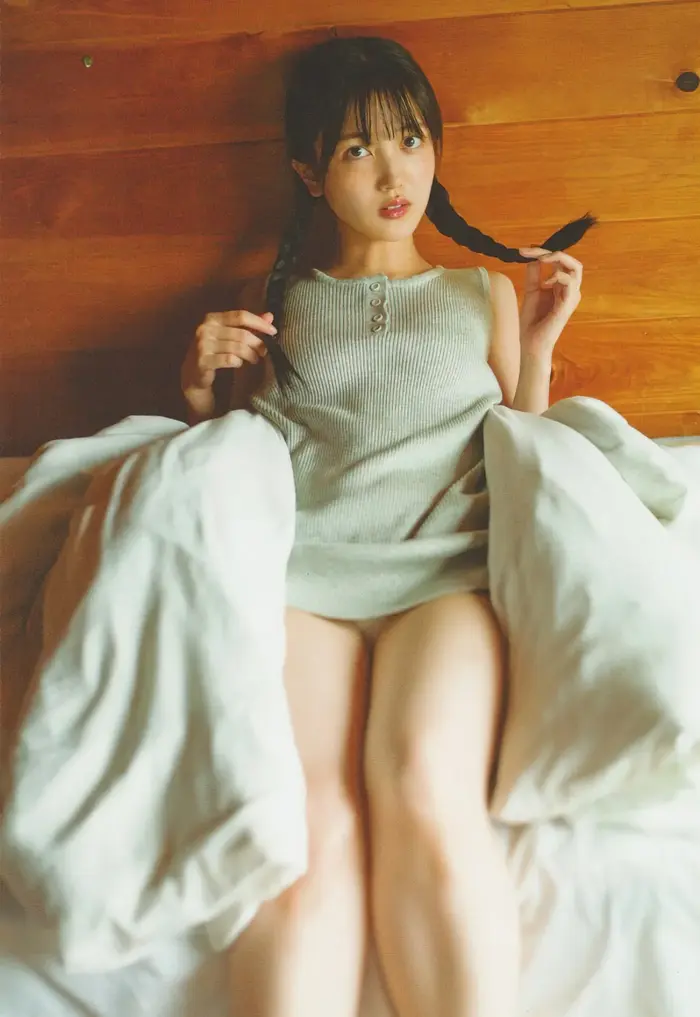 [230 high-quality erotic images of Shiori Kubo] Nogizaka's undressing swimsuit gravure off-shot 20th image