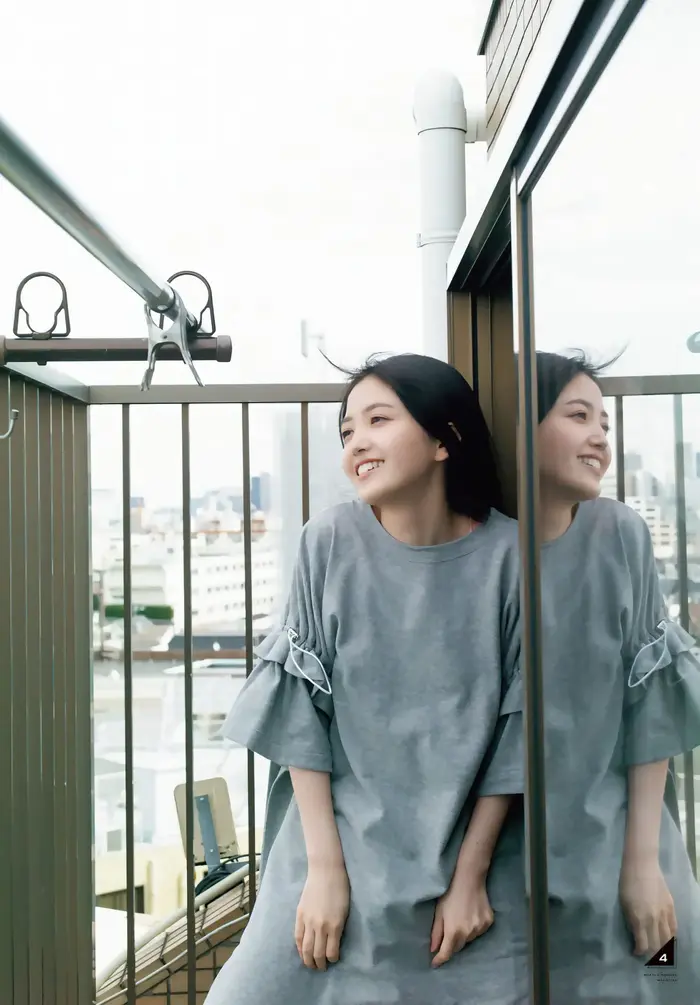 [230 high-quality erotic images of Shiori Kubo] Nogizaka's undressing swimsuit gravure off-shot 73th image