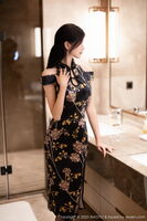 [XiaoYu画语界] Vol.1142_模特程程程性感深色带图案旗袍配超薄黑丝秀苗条身材诱惑写真84P