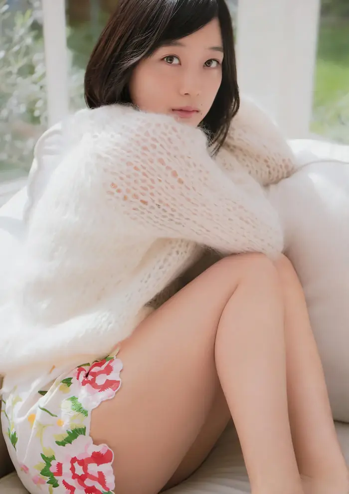 [107 high-quality erotic images of Mai Fukagawa] Former Nogizaka member's swimsuit with outstanding transparency clothing gravure 15th image