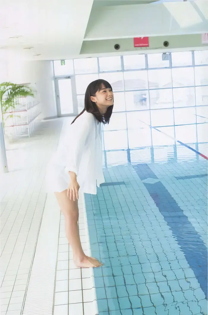 [107 high-quality erotic images of Mai Fukagawa] Former Nogizaka member's swimsuit with outstanding transparency clothing gravure 47th image