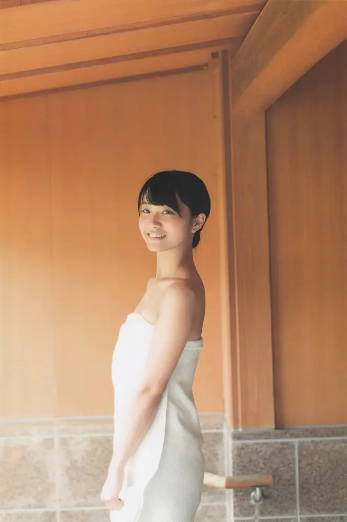 [107 high-quality erotic images of Mai Fukagawa] Former Nogizaka member's swimsuit with outstanding transparency clothing gravure 60th image