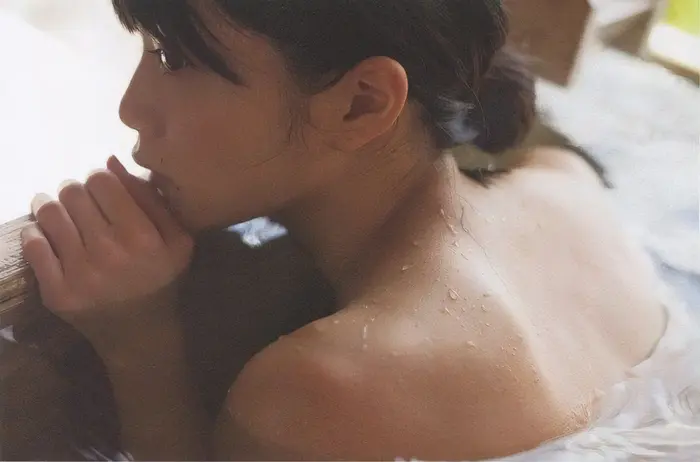 [107 high-quality erotic images of Mai Fukagawa] Former Nogizaka member's swimsuit with outstanding transparency clothing gravure 68th image
