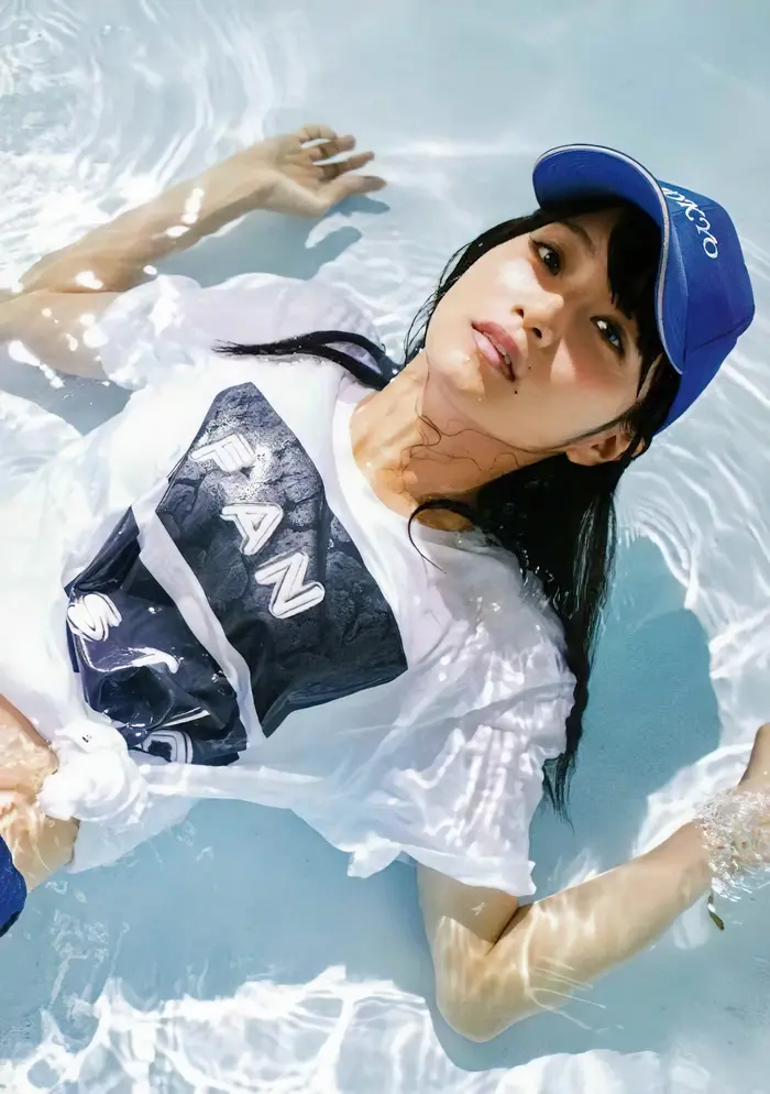 [107 high-quality erotic images of Mai Fukagawa] Former Nogizaka member's swimsuit with outstanding transparency clothing gravure 74th image