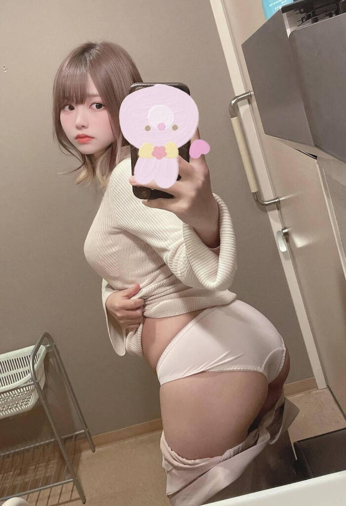 Selfie pan moro girl erotic image 19th image