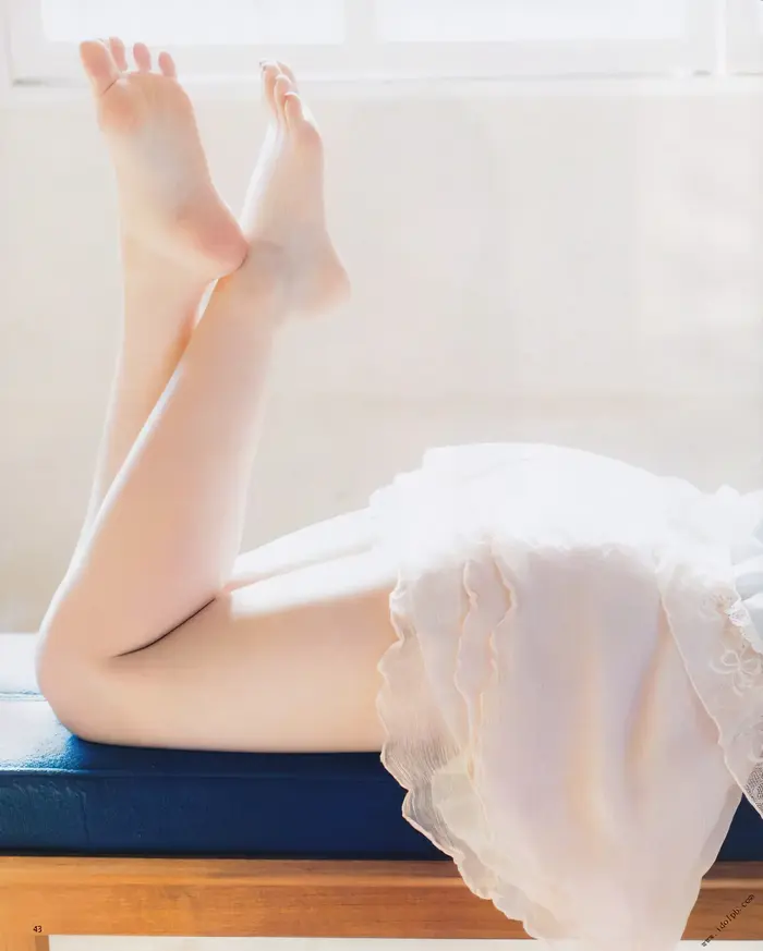 [79 high-quality erotic images of Ranyo Terada] Nogizaka member Ranran's swimsuit beautiful legs gravure 39th image