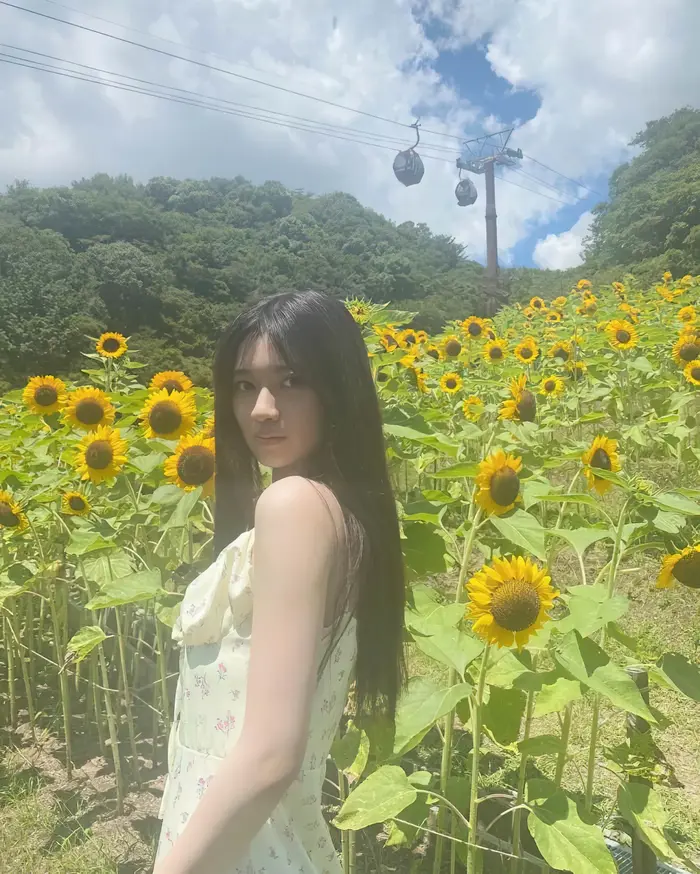 [79 high-quality erotic images of Ranyo Terada] Nogizaka member Ranran's swimsuit beautiful legs gravure 54th image