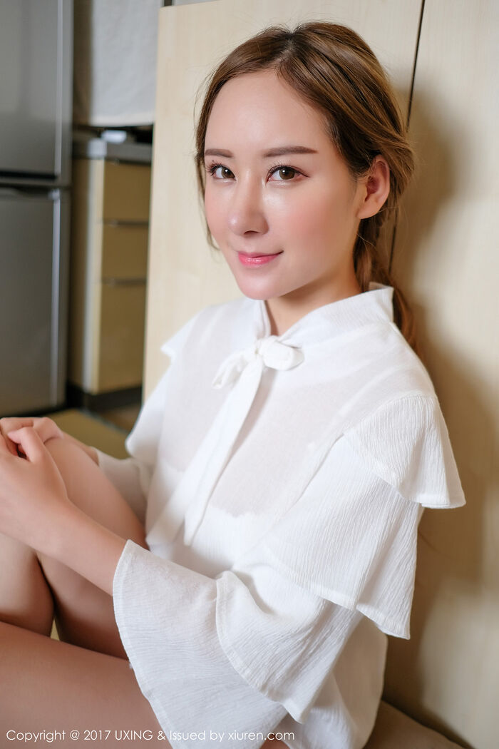 [UXING优星馆]Vol.047_新人妹子高SIR白色蕾丝情趣内衣秀完美身材娇羞迷人写真47P 12th image