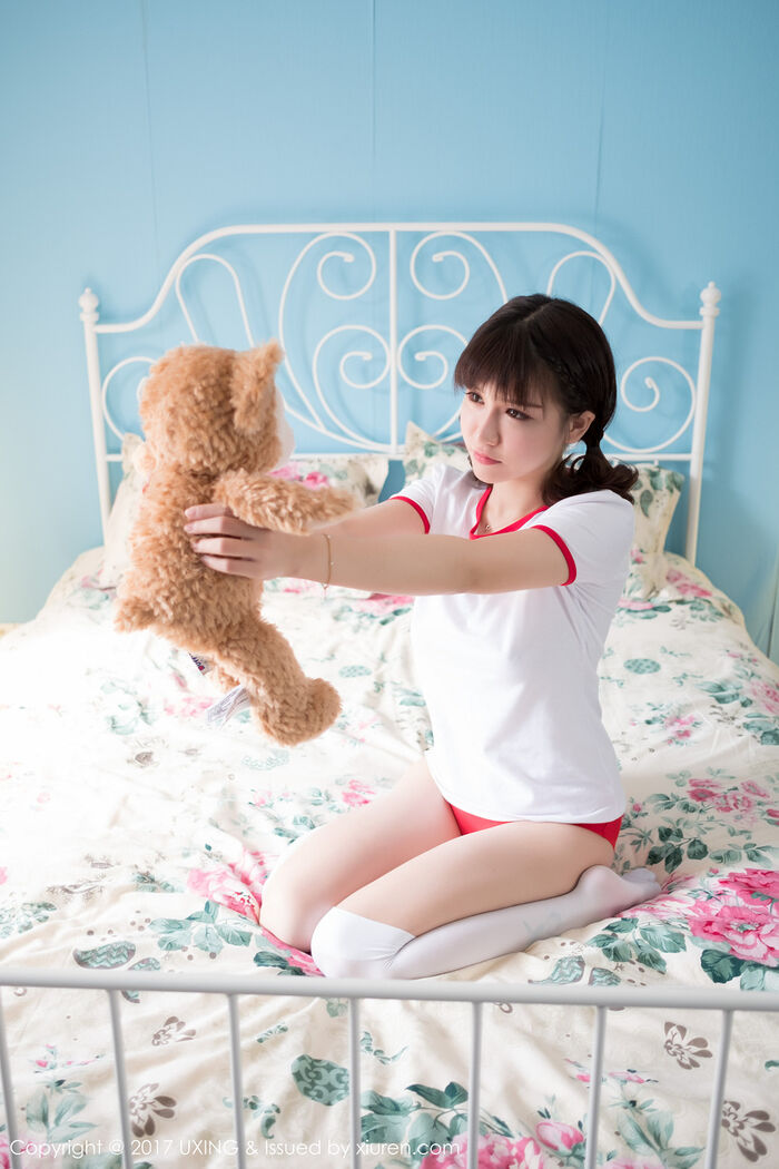 [UXING优星馆] Vol.040_嫩模K8傲娇萌萌Vivian居家大床上体操服可爱萌动写真60P 14th image
