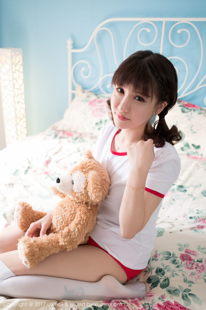 [UXING优星馆] Vol.040_嫩模K8傲娇萌萌Vivian居家大床上体操服可爱萌动写真60P 20th image