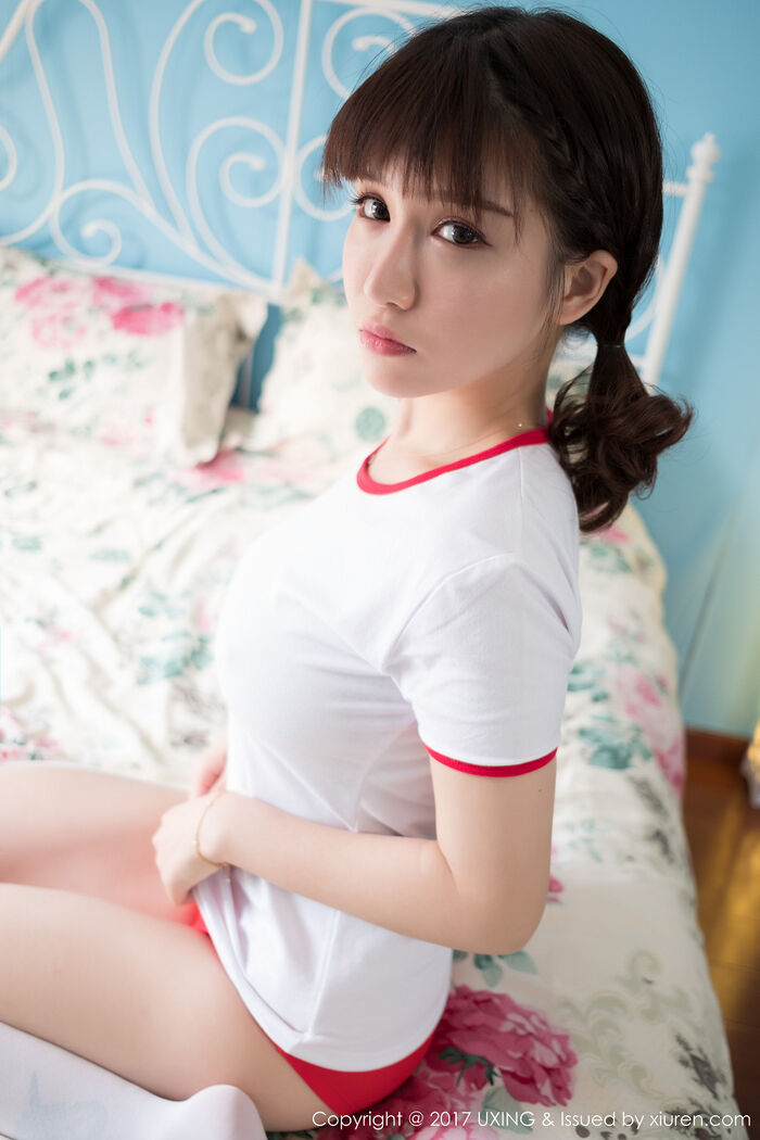 [UXING优星馆] Vol.040_嫩模K8傲娇萌萌Vivian居家大床上体操服可爱萌动写真60P 7th image