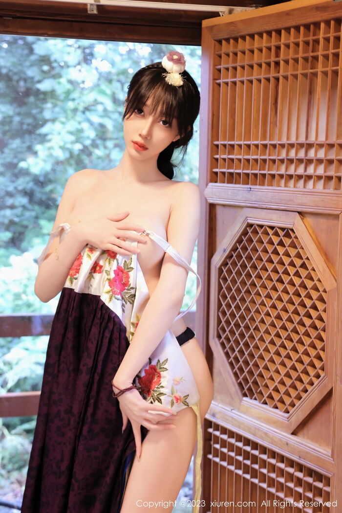 XiuRen第7677期_模特玥儿玥er济州岛旅拍大长今服饰半脱秀完美身姿迷人诱惑写真66P 24th image
