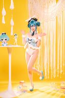 Coser小姐姐星之迟迟初音未来主题性感兔女郎装扮白色连体衣配白丝网袜诱惑写真77P