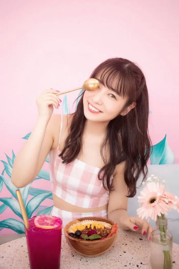 [82 high-quality erotic images of Yuri Saito] Yutan Motonogizaka's sexy lingerie cleavage gravure 31th image