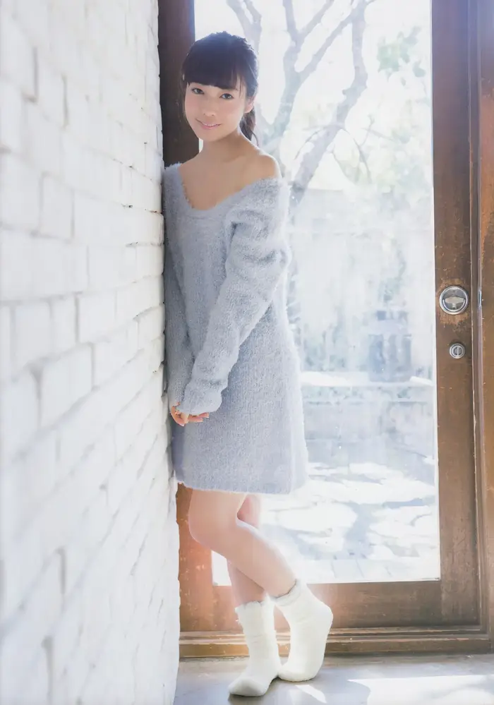 [82 high-quality erotic images of Yuri Saito] Yutan Motonogizaka's sexy lingerie cleavage gravure 50th image